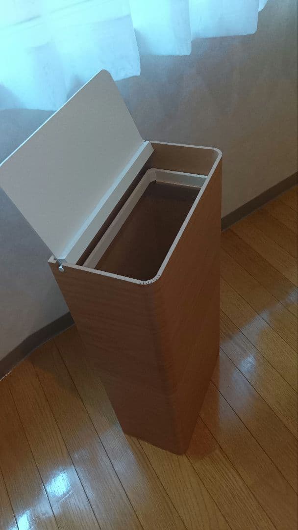 ゴミ箱 おしゃれ ディノス 美品 曲木の薄型ダストボックス 蓋付き ハイタイプ