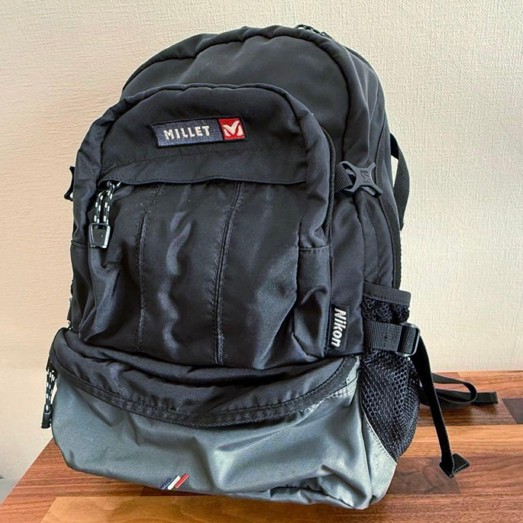 Nikon×MILLETコラボ カメラリュック 黒/グレー