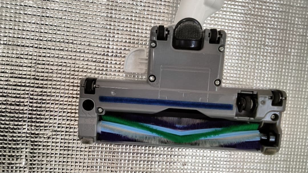 Panasonic 掃除機本体 ホワイト 美品、紙パック10枚つき