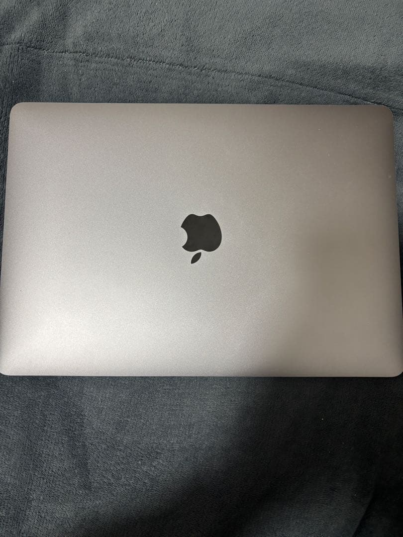 【美品】MacBook Air M1 2020 16GB RAM,1TB SSD
