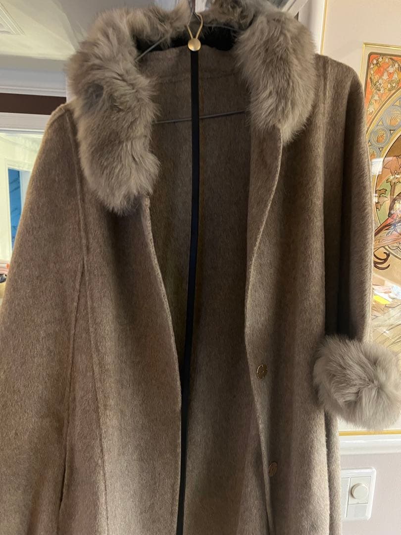 CLARA ケープコート tree未使用