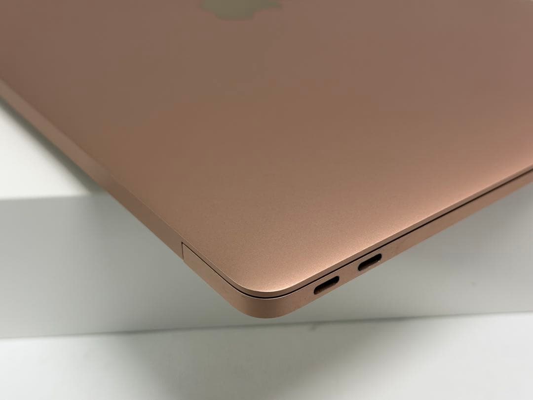 MacBookAir 2020 i5 16GB 256GB 13インチ