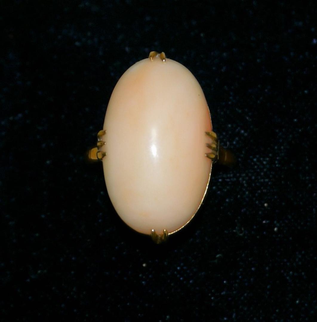 た*ち様 昭和レトロ唯一無二の存在感ある 18金千本透かし金細工 三爪留め大振り