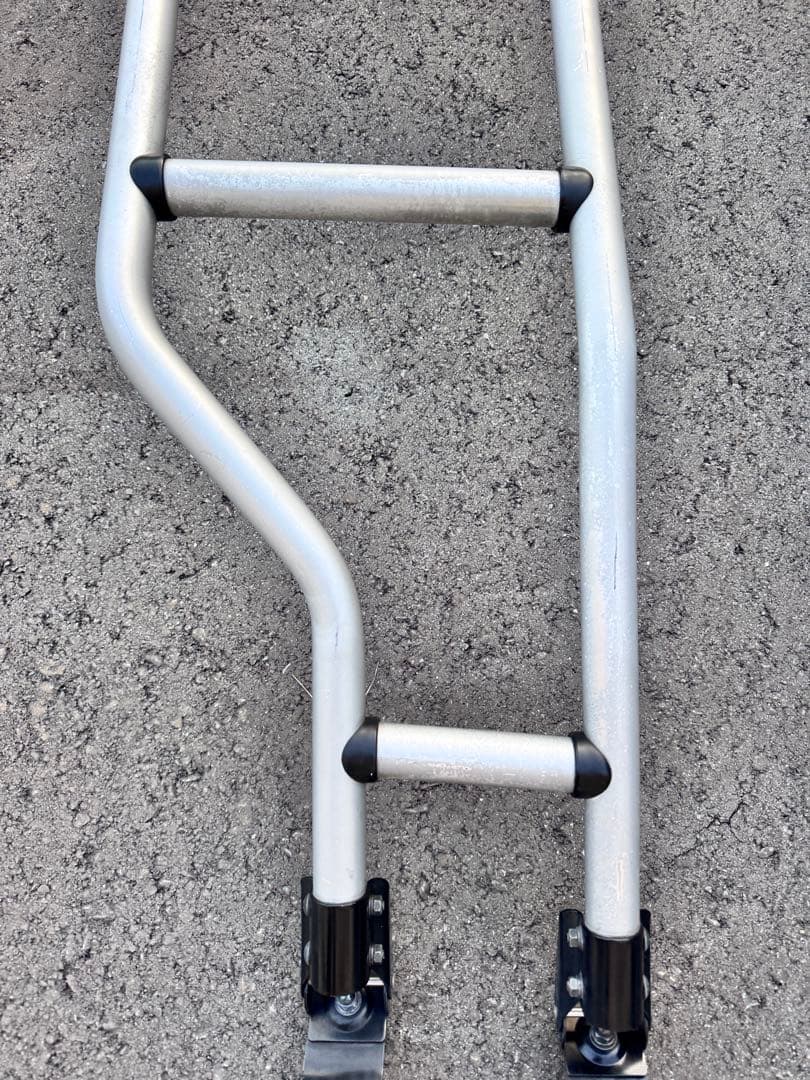 リアラダー　リアキャリア　ハシゴ　バックドアラダー