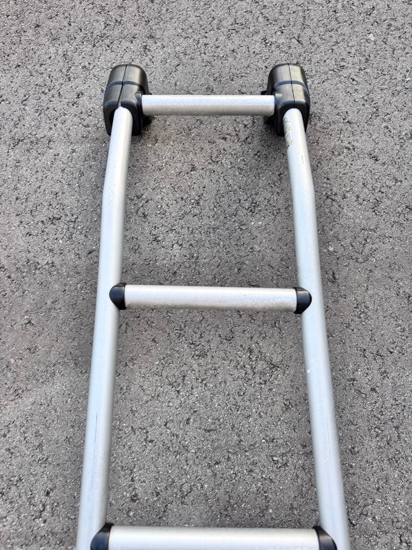 リアラダー　リアキャリア　ハシゴ　バックドアラダー