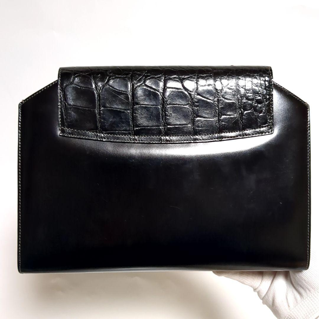 ✨極美品✨GUCCI クラッチバッグ チェーン クロコ型押し ブラック ゴールド