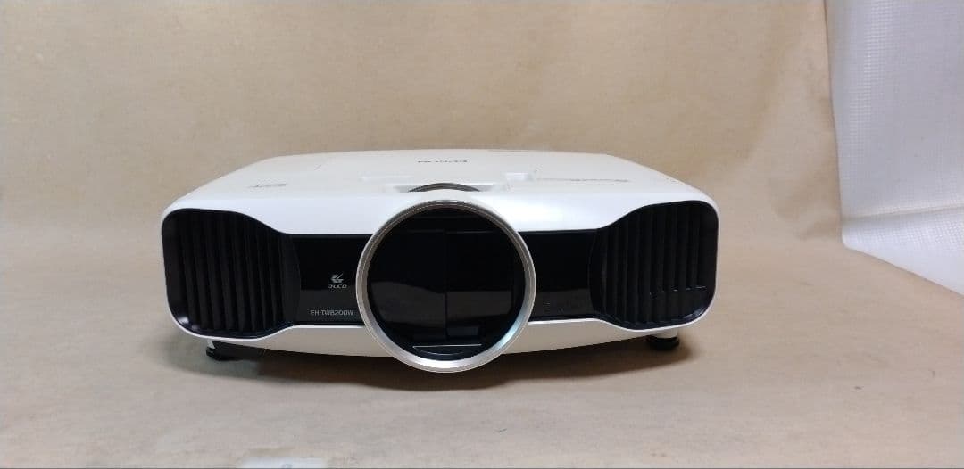 epson TW8200W 2400ルーメン ランプ使用時間294h