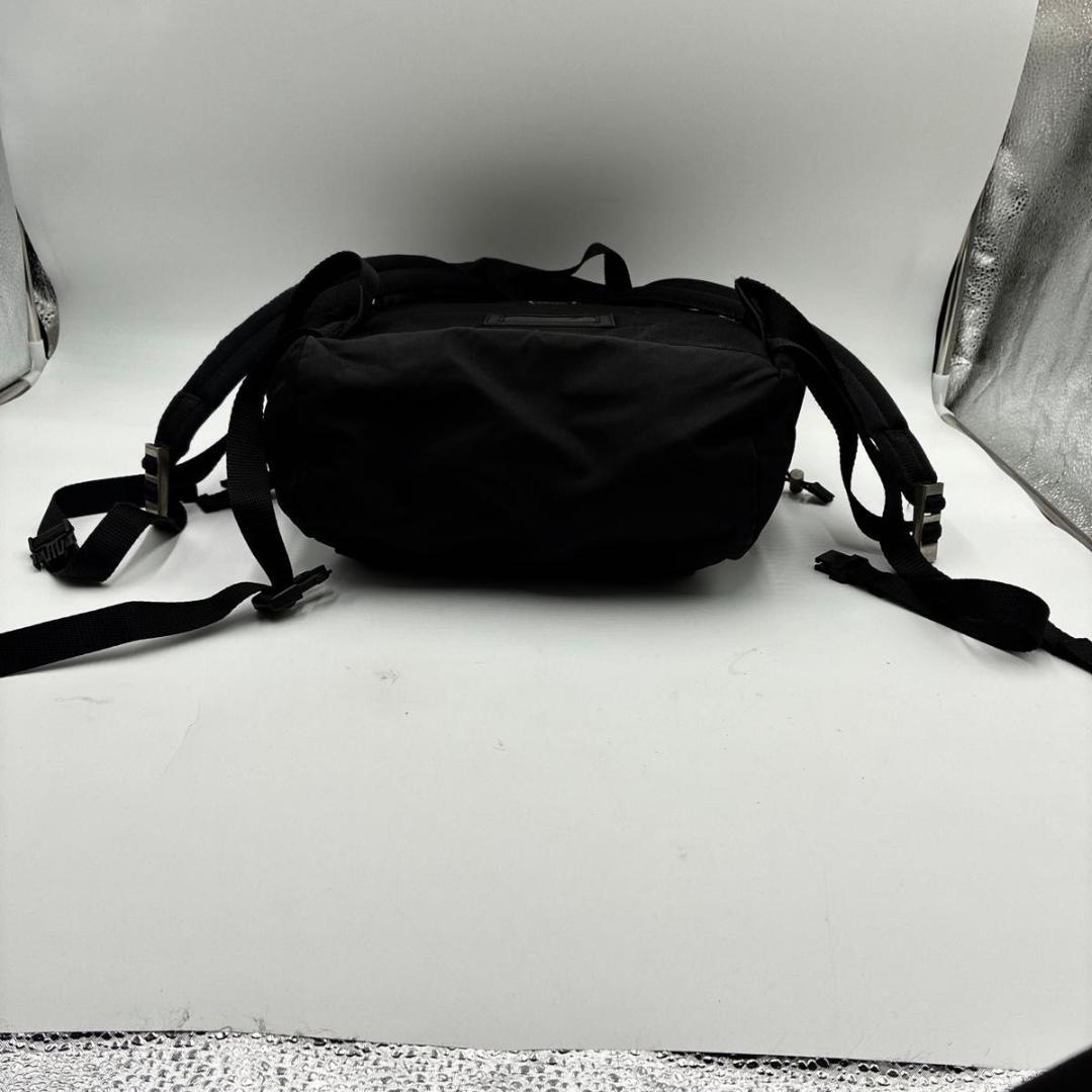 りようた　プラダ バックパック 三角ロゴ ボディバッグ 3WAY ブラック