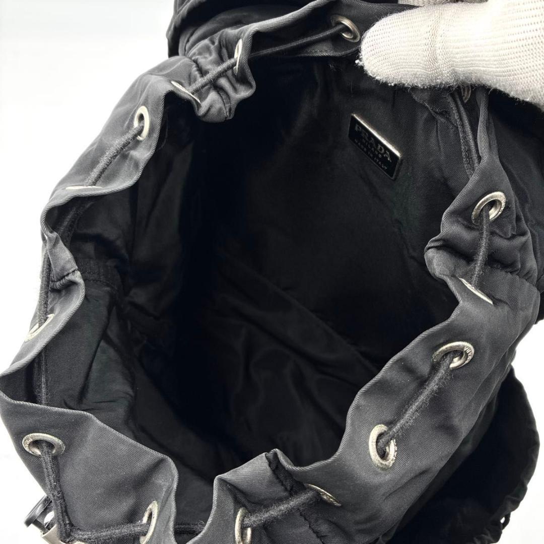 りようた　プラダ バックパック 三角ロゴ ボディバッグ 3WAY ブラック