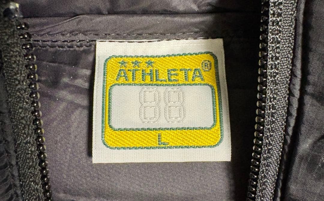 東京ヴェルディ　中綿ウォームジャケット　Lサイズ　アスレタ