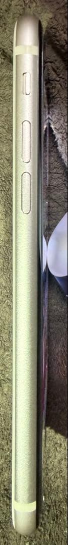 iPhoneSE3 64gb ホワイト　SIMフリー　バッテリー最大容量100%