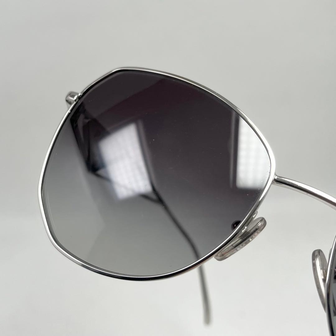 【極美品】PRADA サングラス 三角ロゴ SPR57Y 57□18 ケース付き