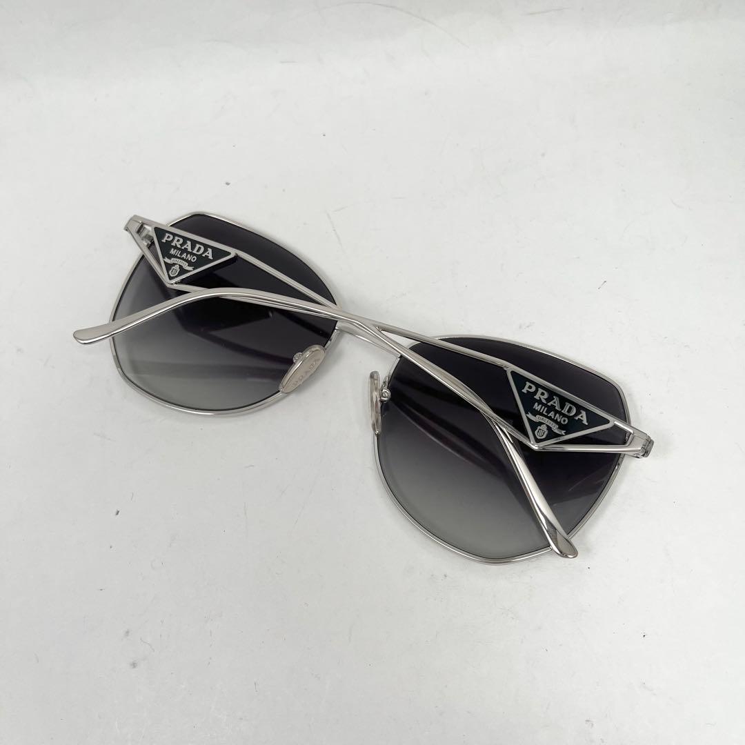 【極美品】PRADA サングラス 三角ロゴ SPR57Y 57□18 ケース付き