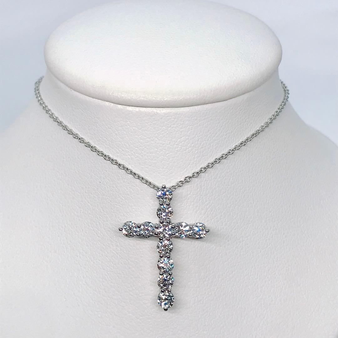 ティファニー ミディアム クロス ダイヤモンドネックレス PT950 0.90