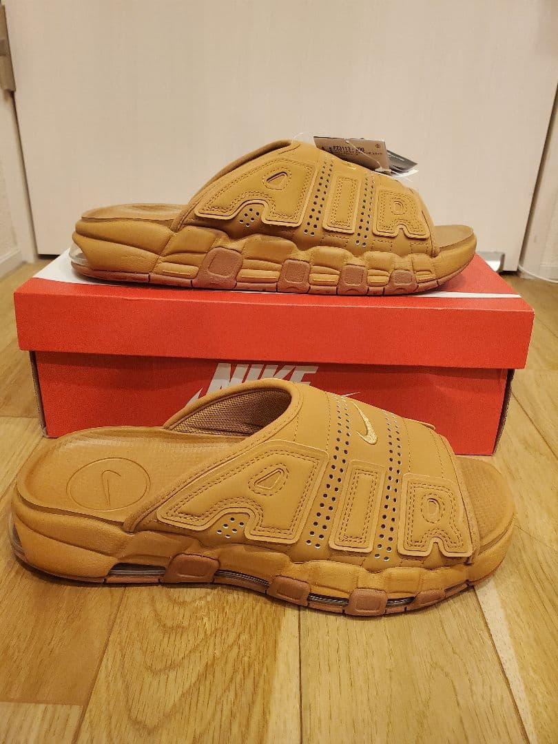 【送料込み】ナイキ エアモアアップテンポ スライド フラックス　29.0cm