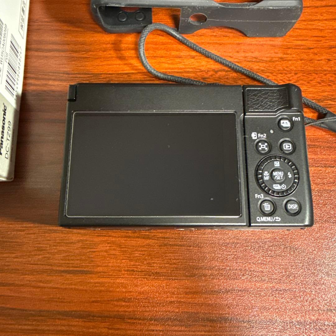 【新品同様】LUMIX ルミックス DC-TZ99 ブラック 元箱付き　おまけ有