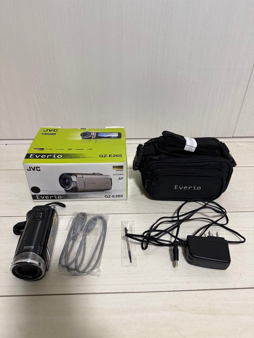 JVC Everio GZ-E265 ビデオカメラ 付属品、ポーチ付き
