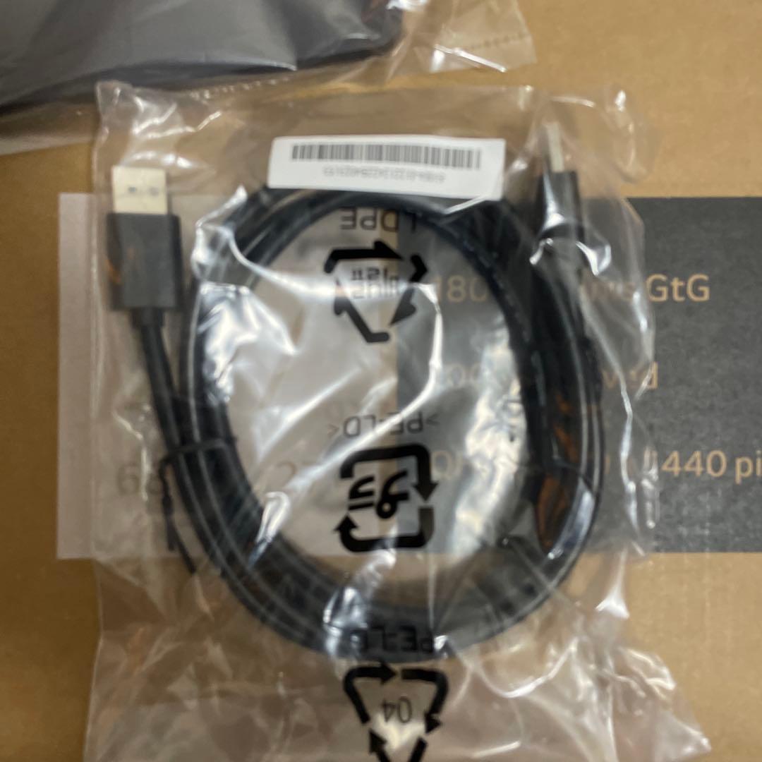 【美品】LG UltraGear 27GS60QC-B27インチ湾曲モニター