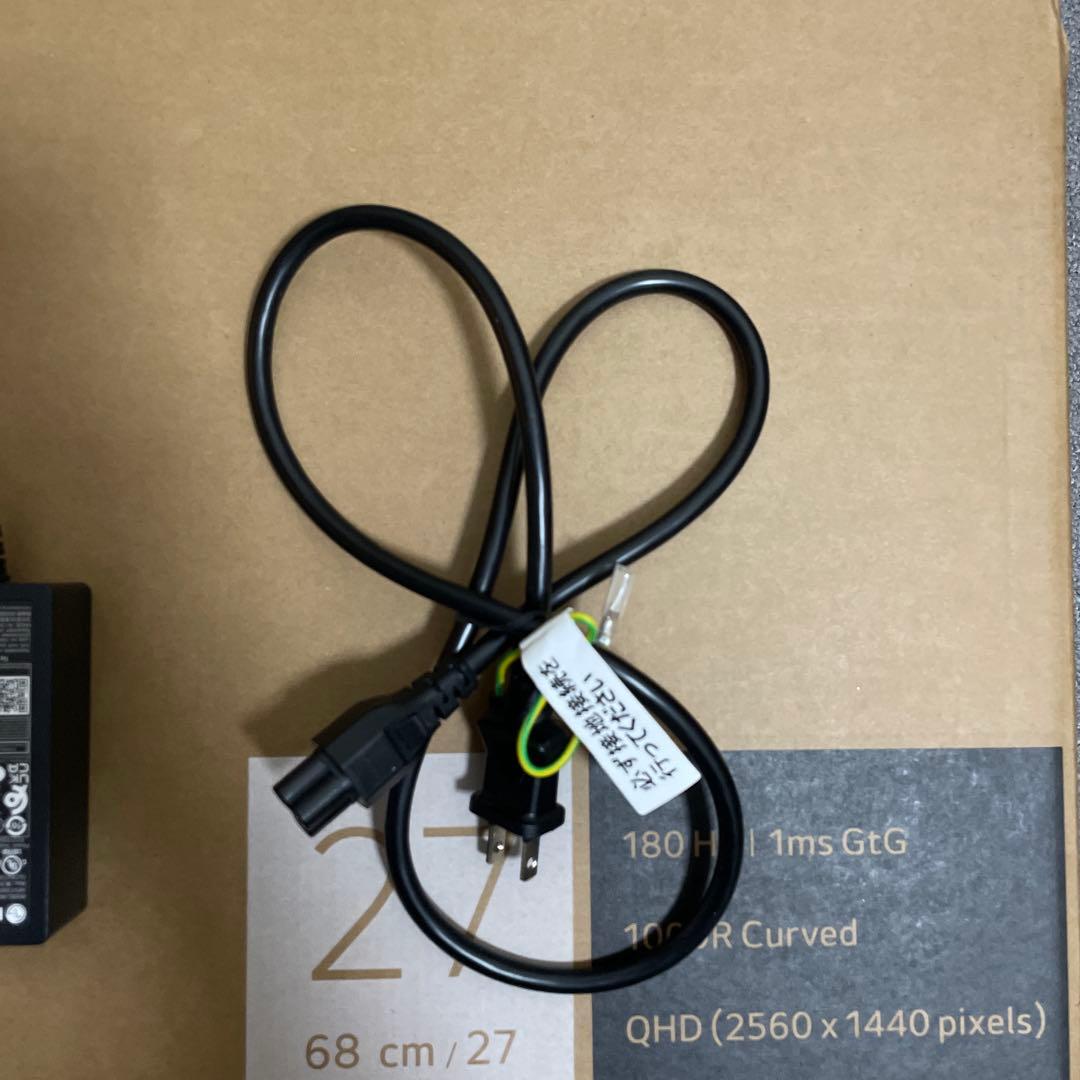 【美品】LG UltraGear 27GS60QC-B27インチ湾曲モニター