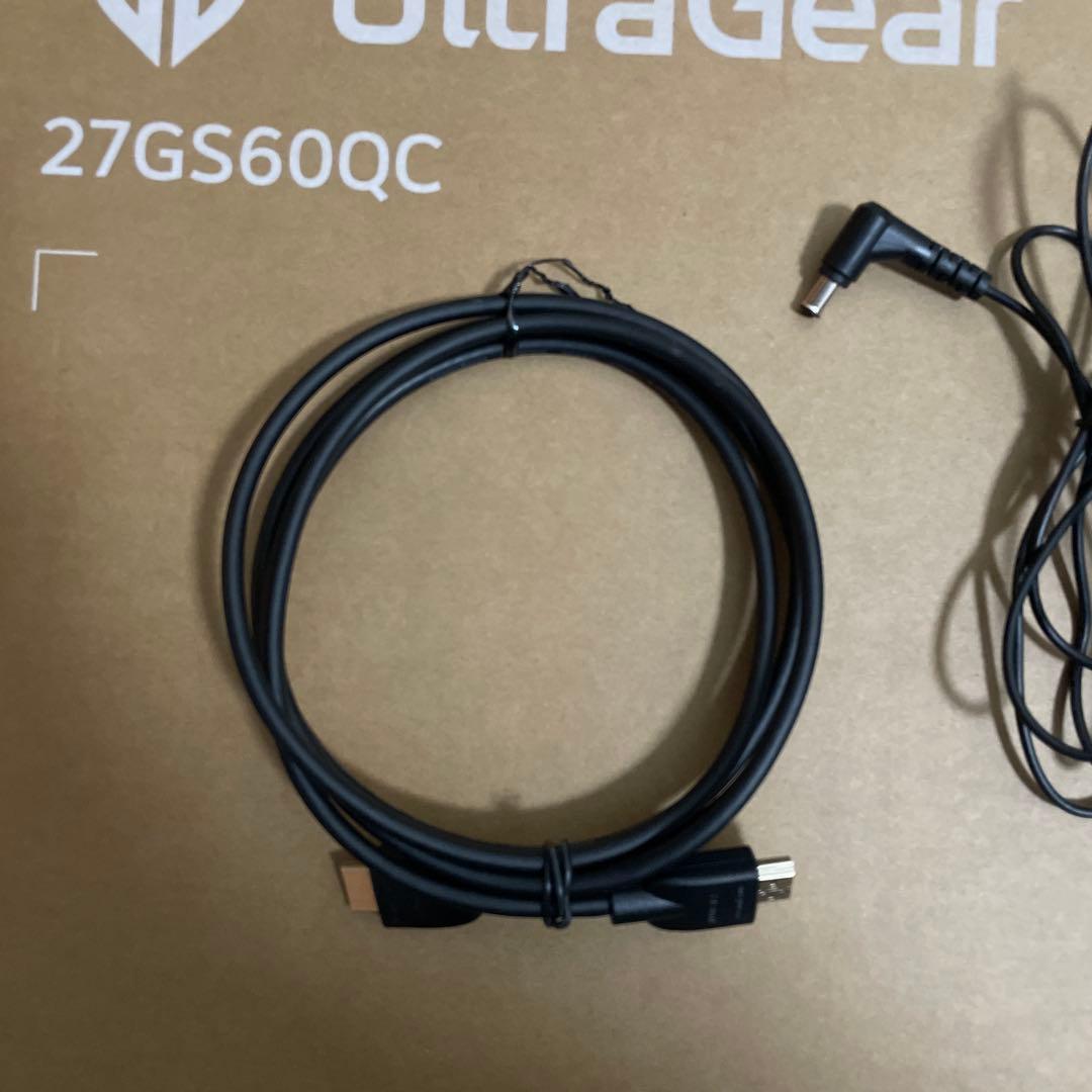 【美品】LG UltraGear 27GS60QC-B27インチ湾曲モニター