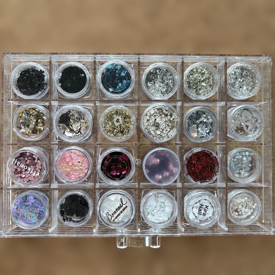 Ｑ*ん様 ネイル グリッター ラメ ホロ 等 まとめ売り 大量