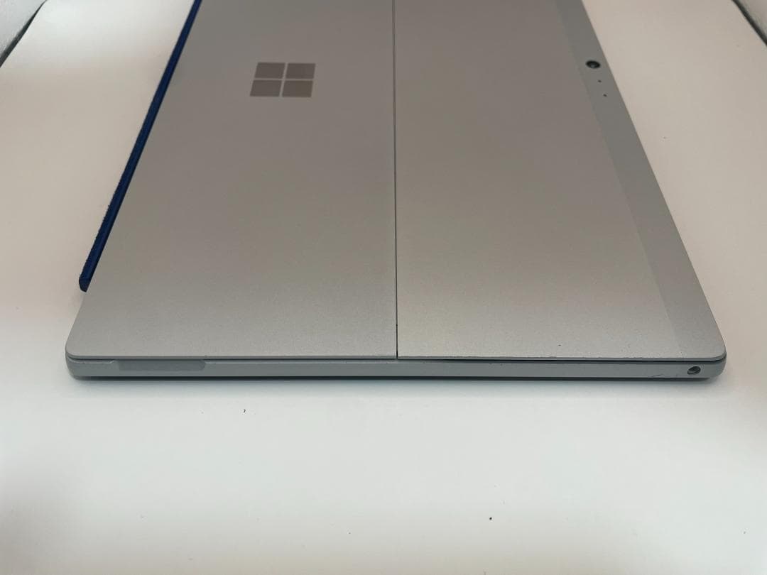 Microsoft Surface Pro5と★付属品多数★ 年末特価