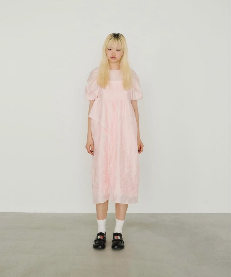 andresd-アンドレスド-バブルスリーブジャカードドレス