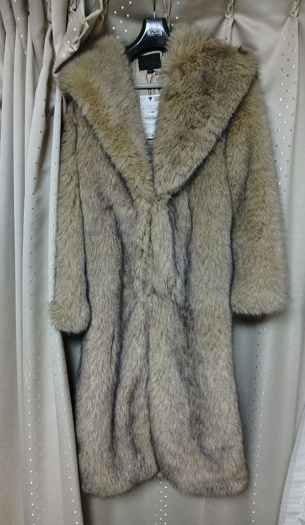 【タグ付美品】ZARA　エコファー ロングコート　フード付