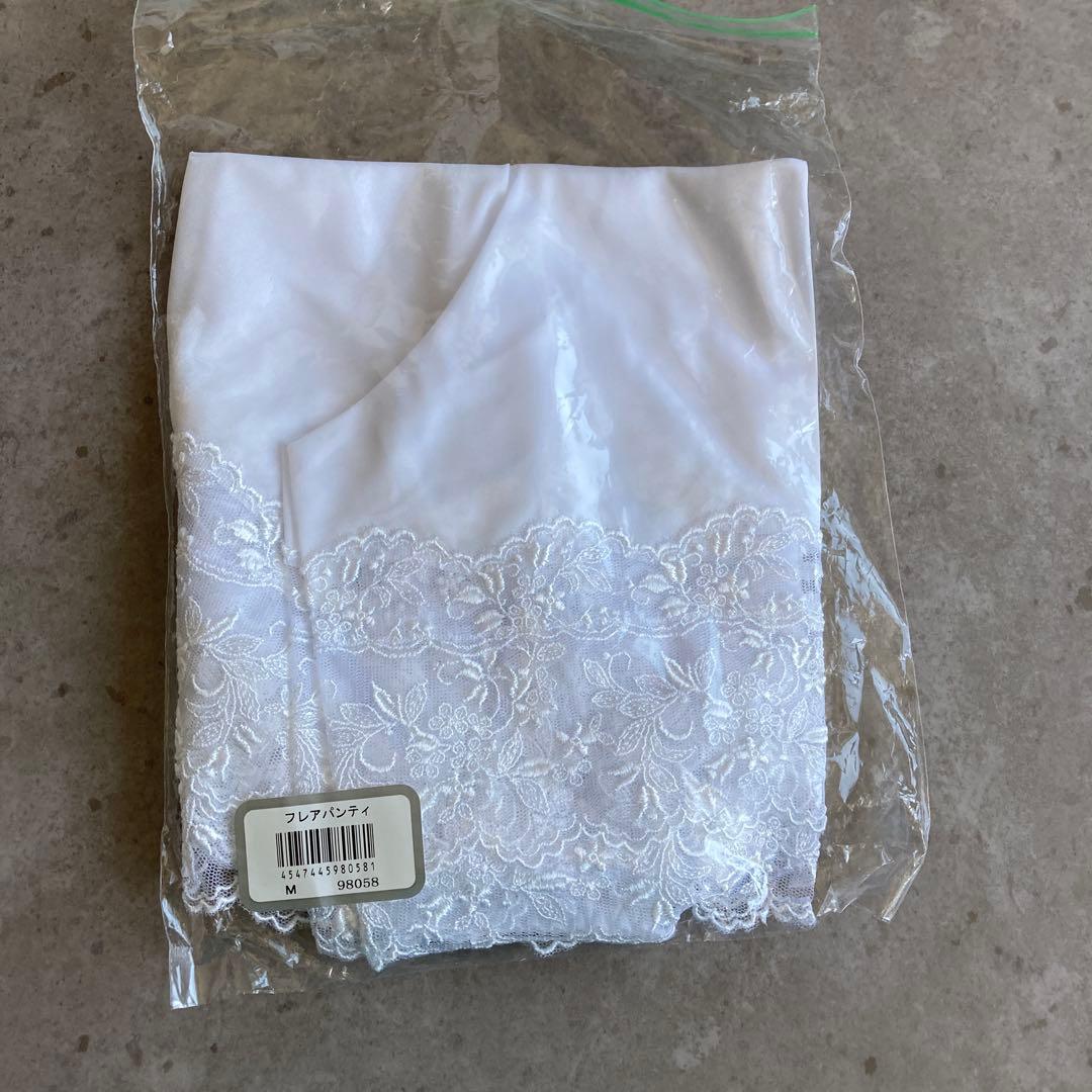 C’EST MOI セモア ブライダルインナー