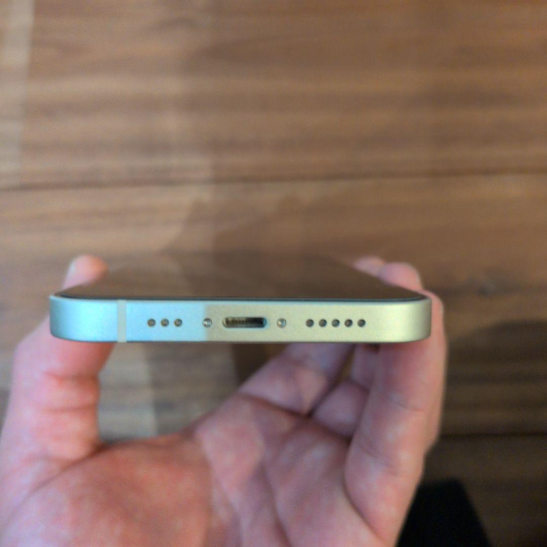 Apple iPhone 12 ホワイト 64GB 美品　SIMフリー