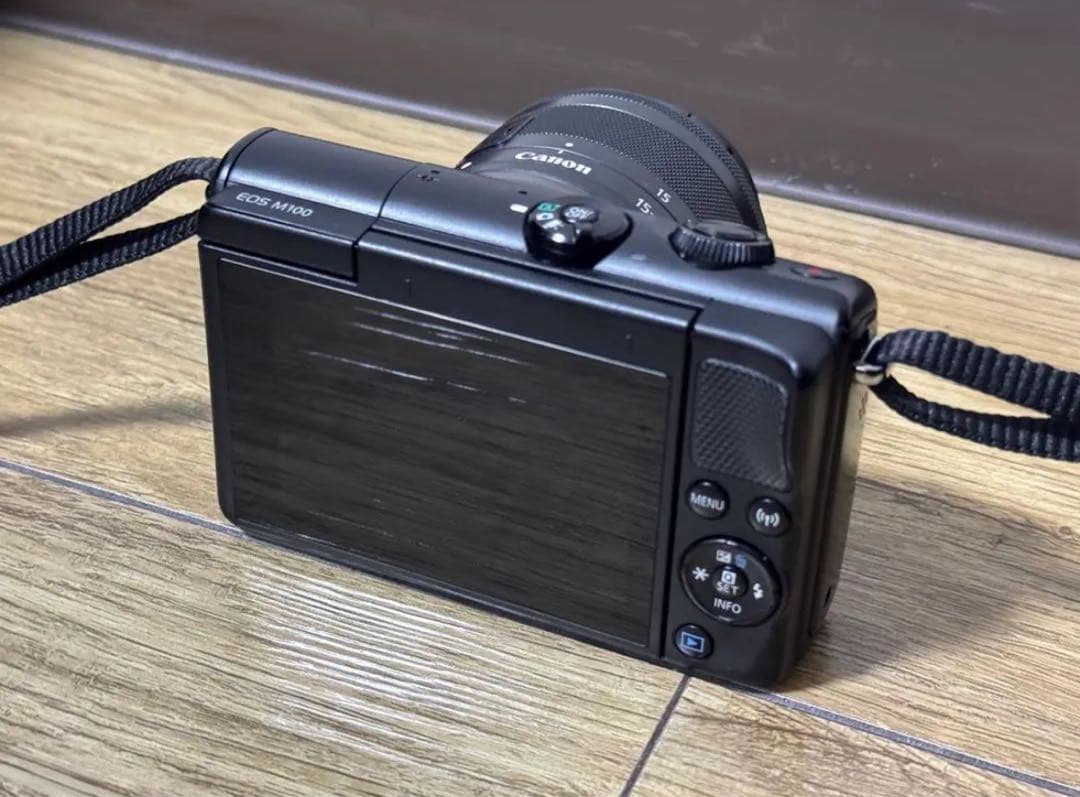 Canon EOS M100 ミラーレス一眼カメラ