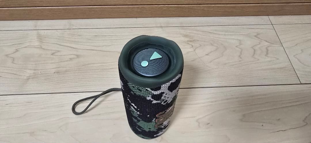 JBL FLIP 6 ワイヤレススピーカー。収納ケース付き未使用