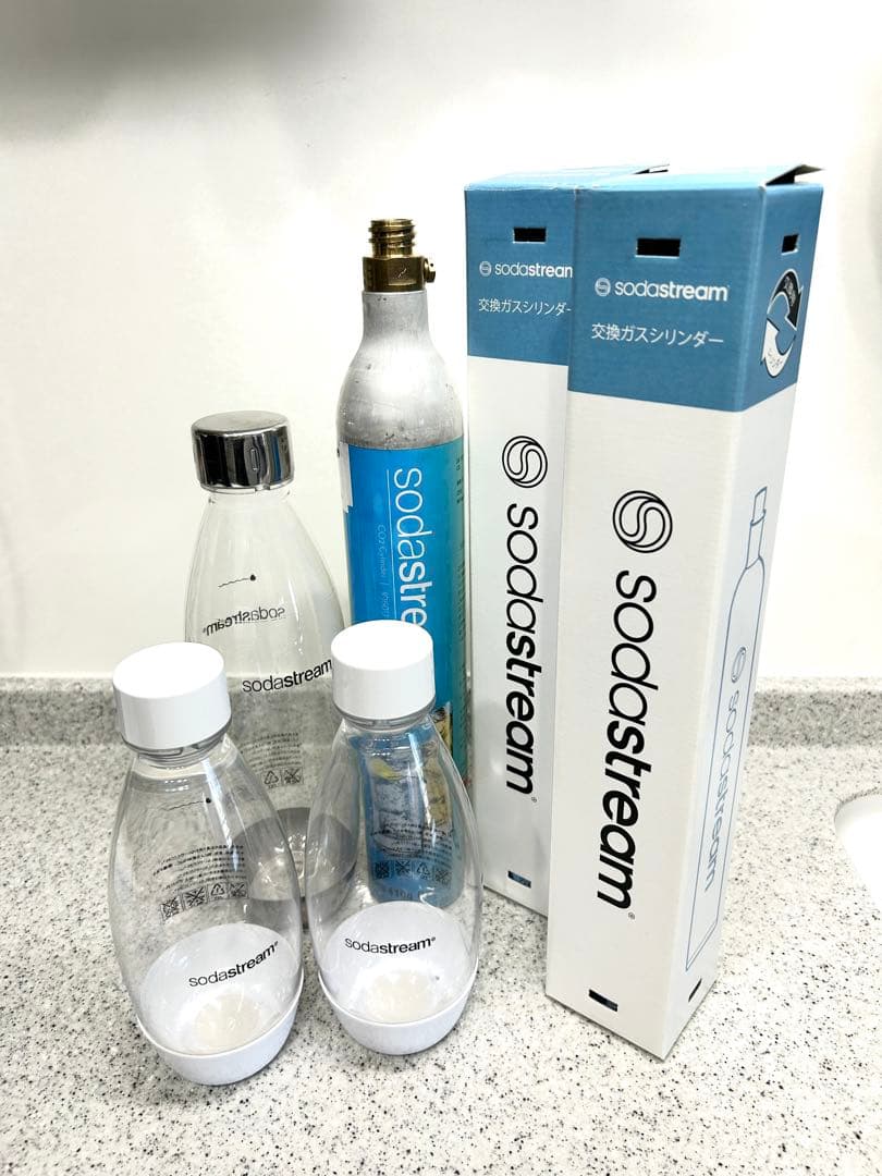 ソーダストリーム　パワー/ボトル3本、空ガスシリンダー3本付