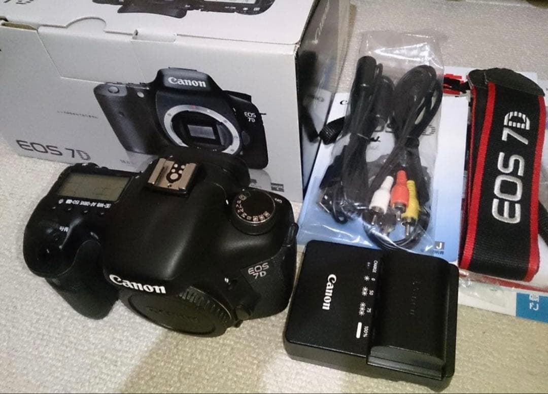 Canon EOS 7D デジタル一眼レフカメラ
