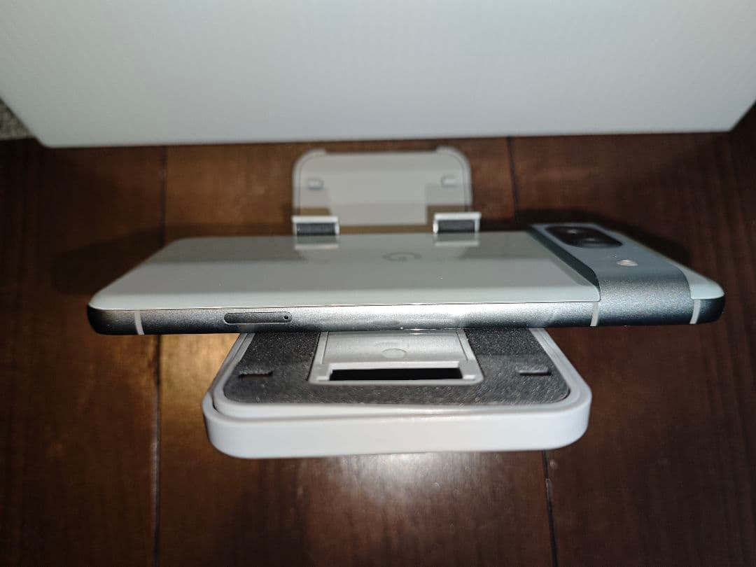 Google Pixel 8 128GB＋ケース付き