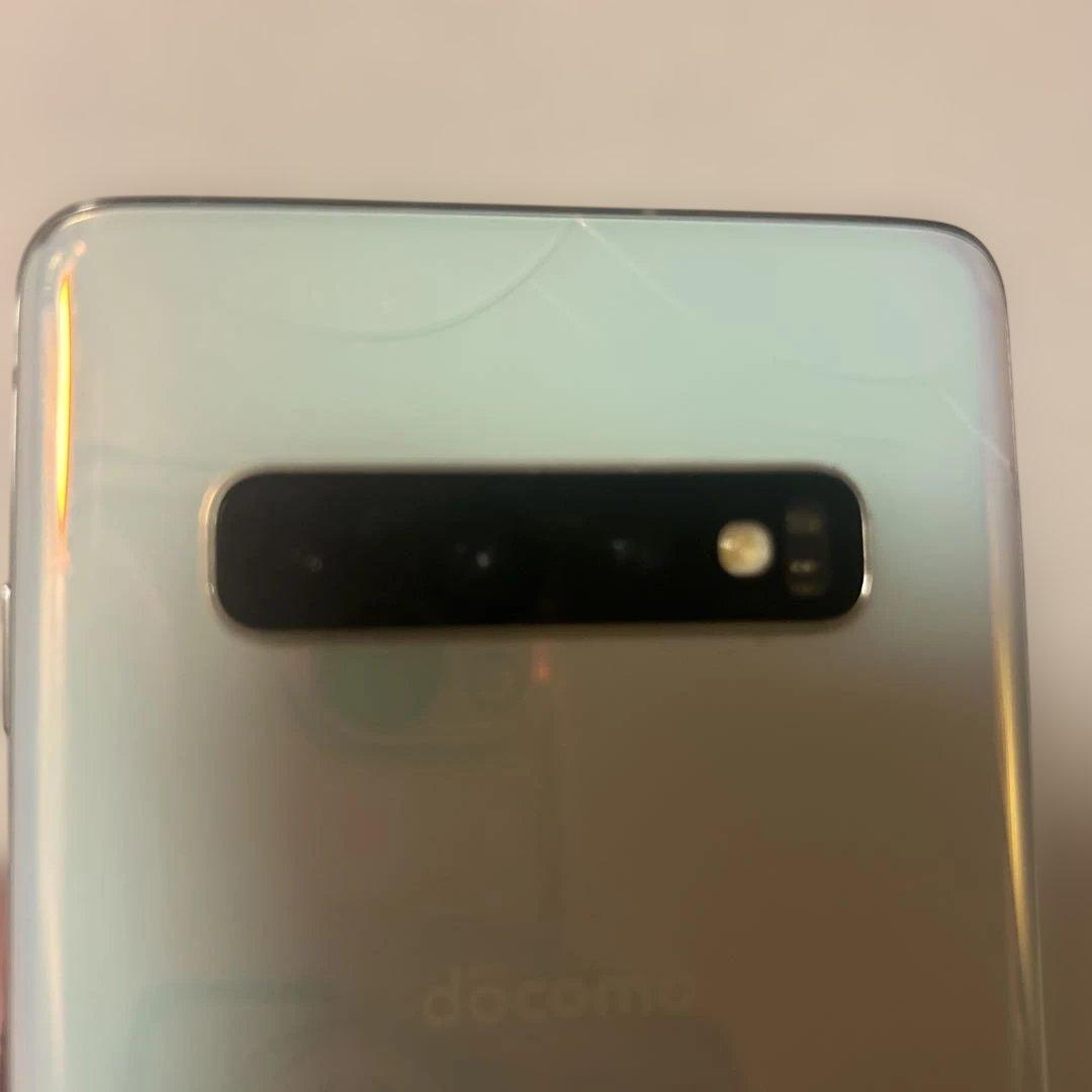 【中古SIMロック解除】Samsung Galaxy S10 ホワイト本体