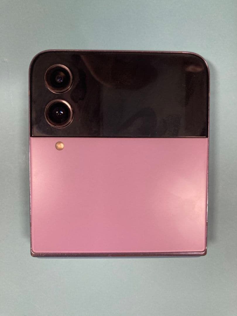 Samsung Galaxy Z Flip 4 ボラパープル