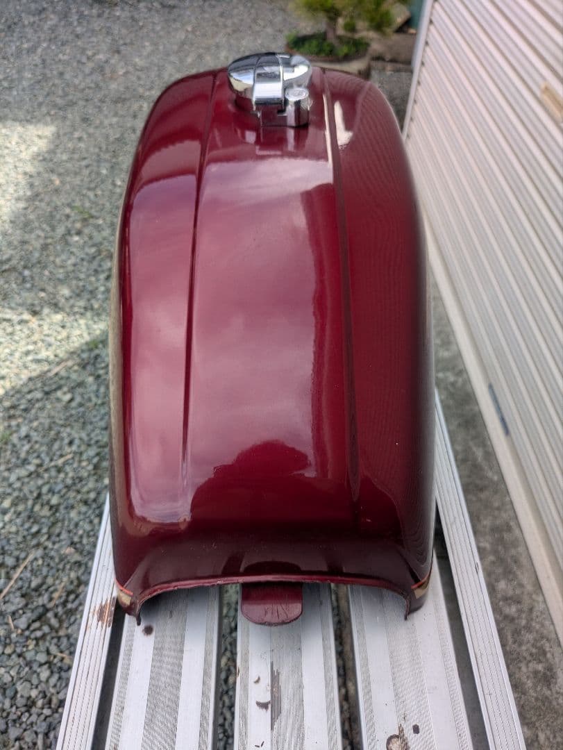 とにーもんたな様　HONDA CB400F タンク 純正