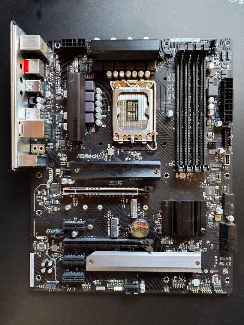 マザーボード ASRock H670 PG Riptide