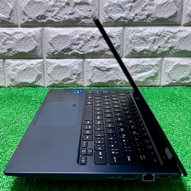 2023《美品》プレミアムモバイルPC！新品SSD512GB！dynabook