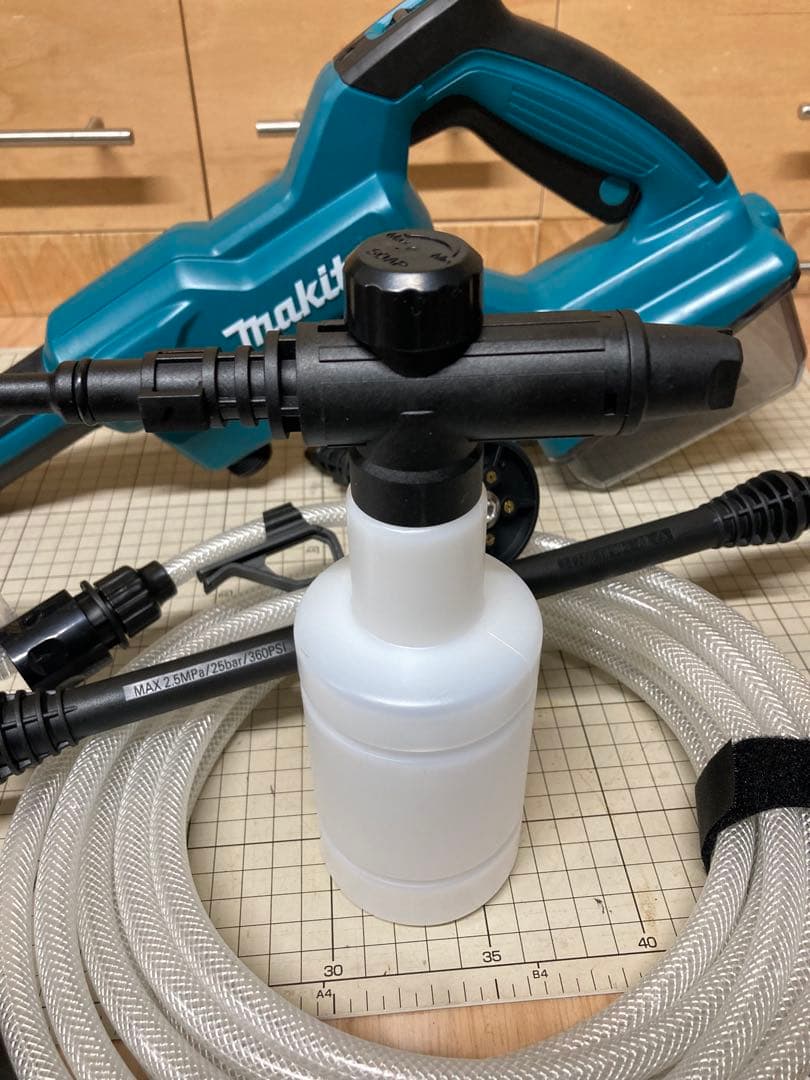 Makita 充電式高圧洗浄機 MHW180 本体　極美品