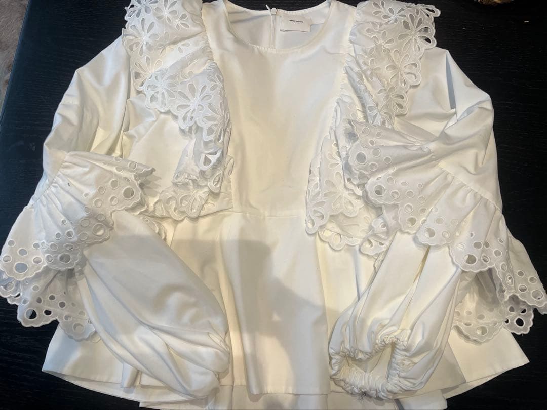 お値下げyori shirocon マーガレットブラウス 36