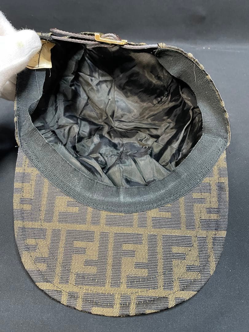 FENDI ズッカ柄　ロゴパターン キャップ　1401