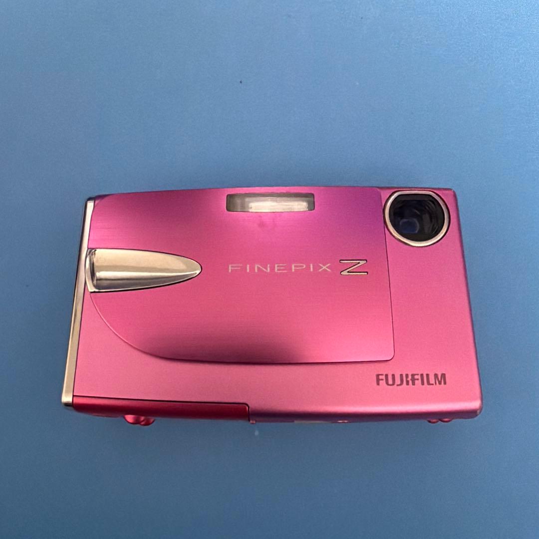 FUJIFILM FinePix Z20fd 富士フィルム　デジタルカメラ