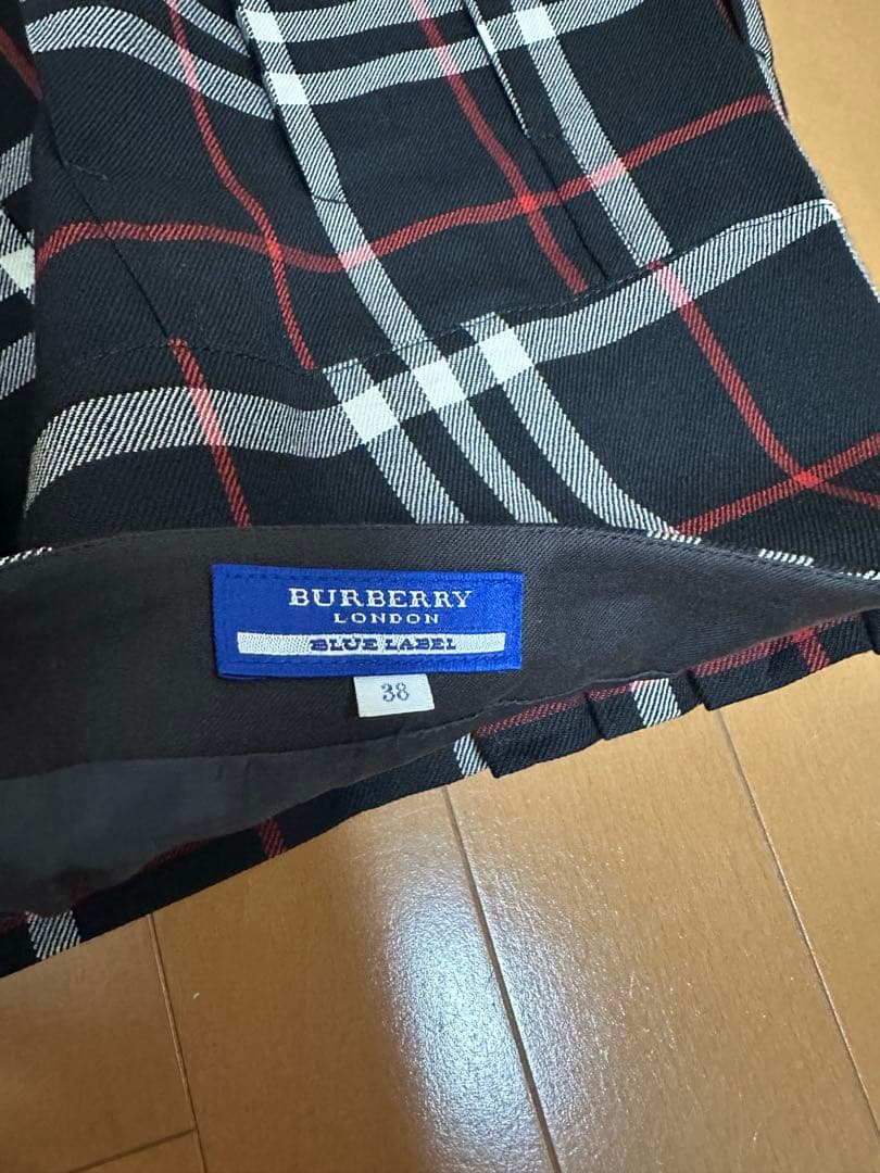 バーバリーブルーレーベル　チェックスカート