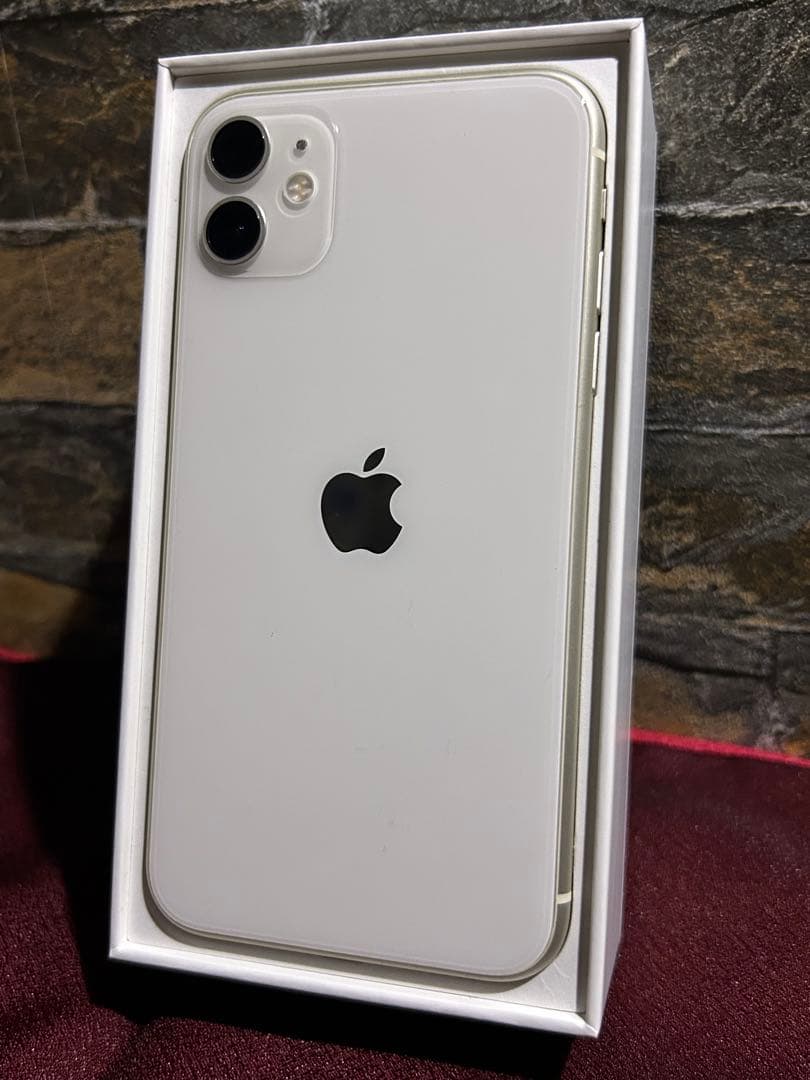美品　iPhone11 64GB simフリー ホワイト　バッテリー98%