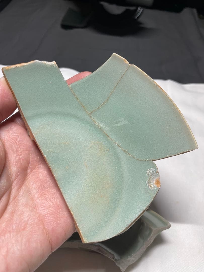 アーコルページ　龍泉青磁。青磁標本。古美術。骨董品。殘片2本。宋時代