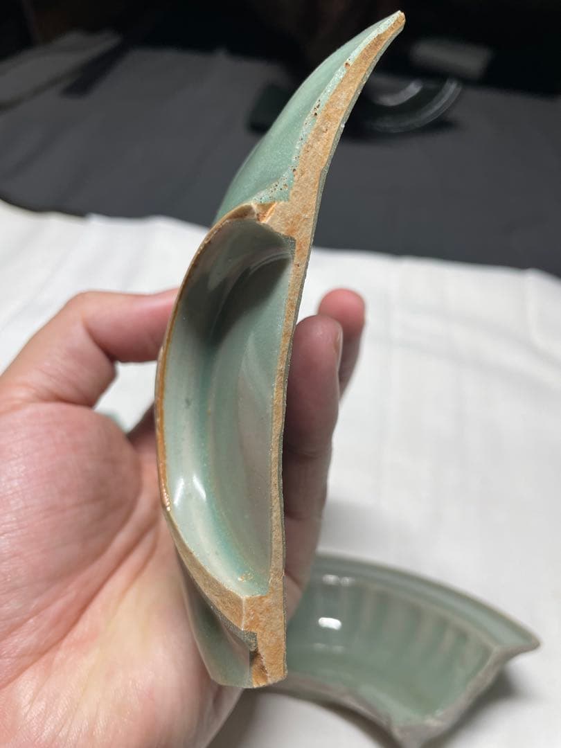 アーコルページ　龍泉青磁。青磁標本。古美術。骨董品。殘片2本。宋時代
