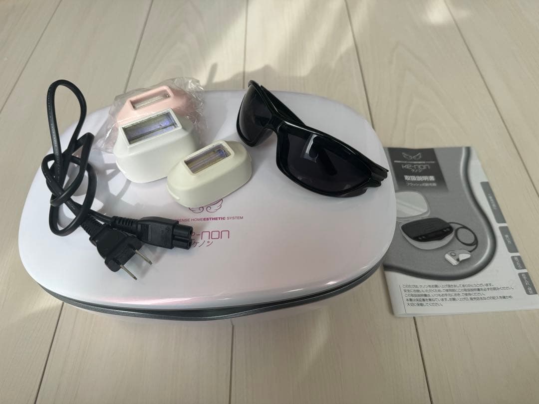 ケノン　家庭用脱毛器　NIPL-2080 v8.0