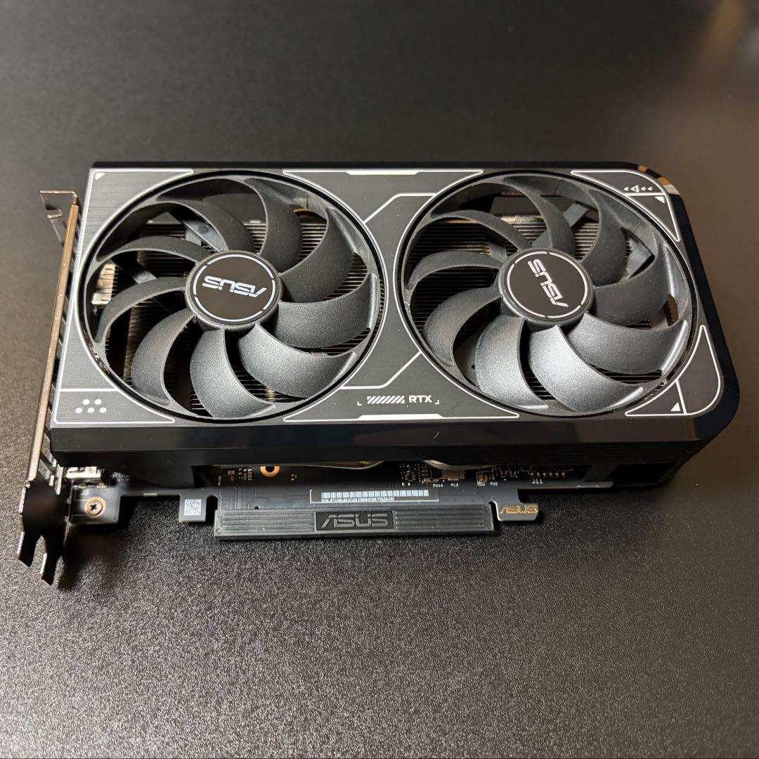 グラフィックボード・グラボ・ビデオカード ASUS RTX4060-8G-V2